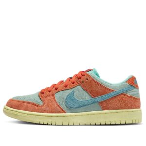 Nike SB Dunk Low 'Orange Emerald Rise'